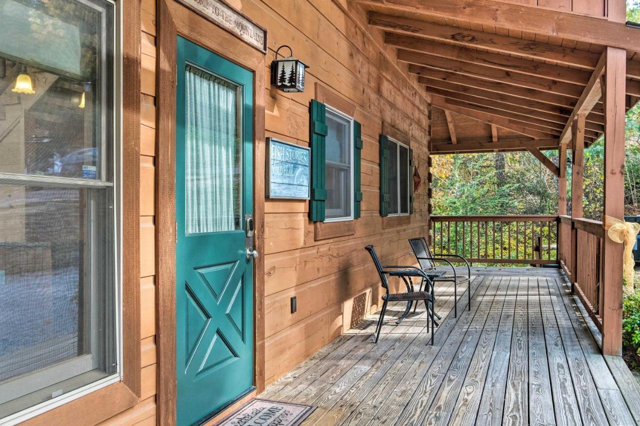 Pigeon Forge Cabin With Brand New Hot Tub And Views! Villa Sevierville Exterior photo